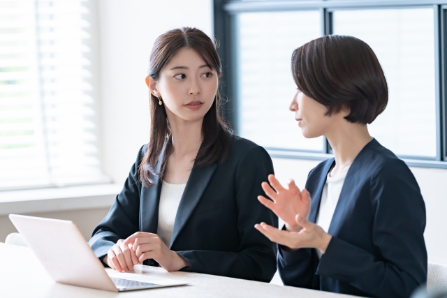 国内特許事務｜未経験歓迎｜教育体制充実｜長く働ける環境